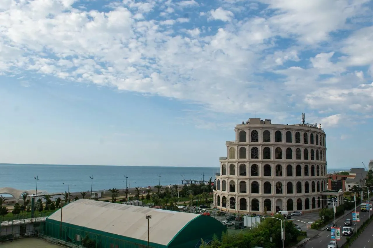 Apartment With Sea View Batumi